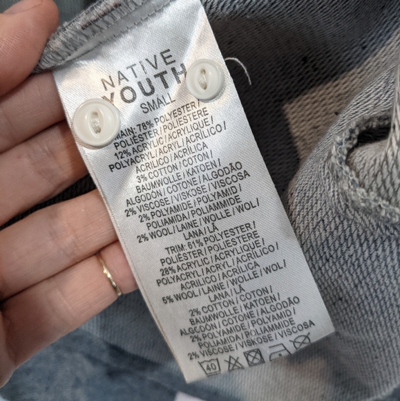 Native Youth Button Down Long Sleeve Shirt Size Small - Picture 11 of 12